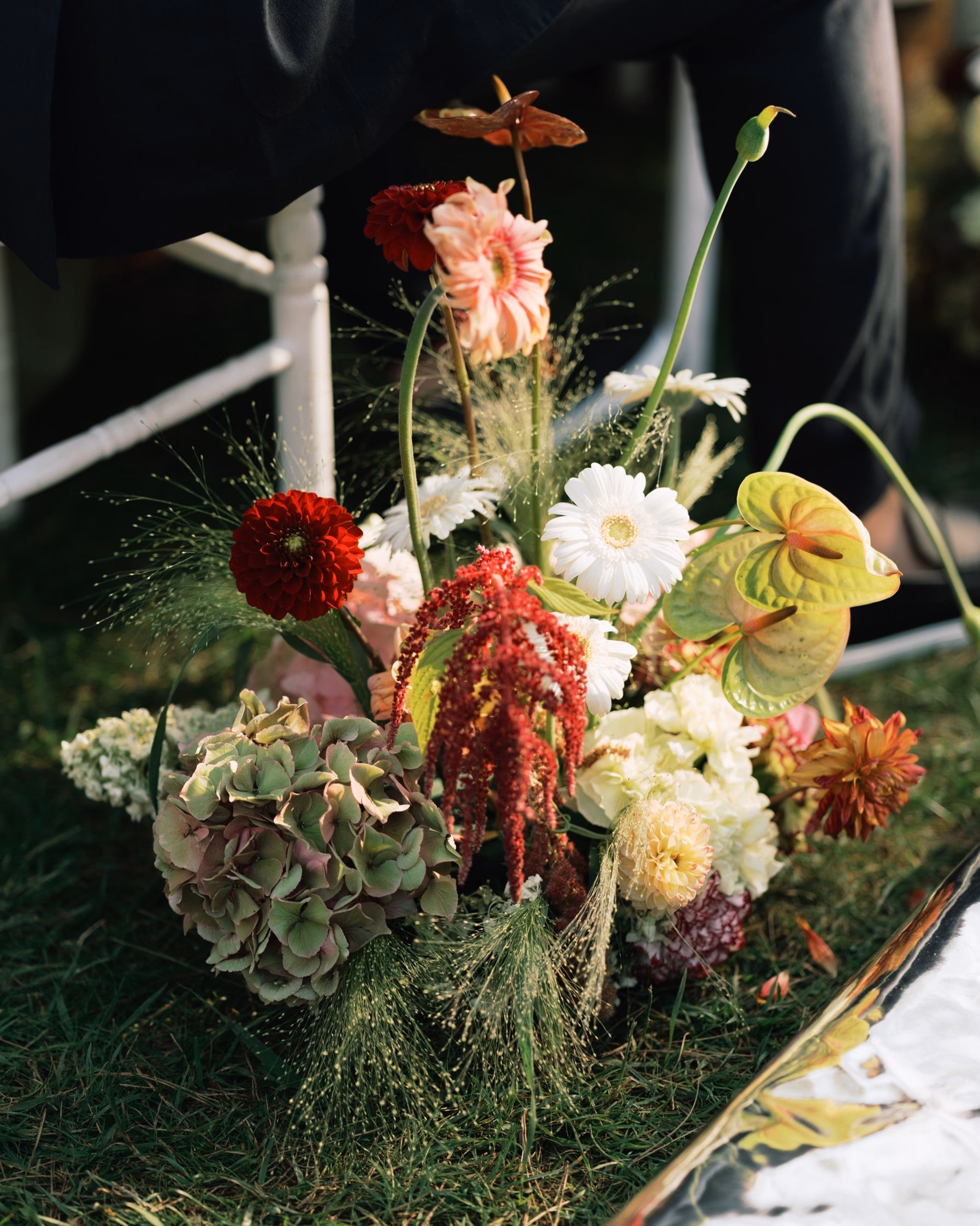 wedding entrance with flower bouquet on the floor, south of france, provence, wedding photography, bastide d'astres